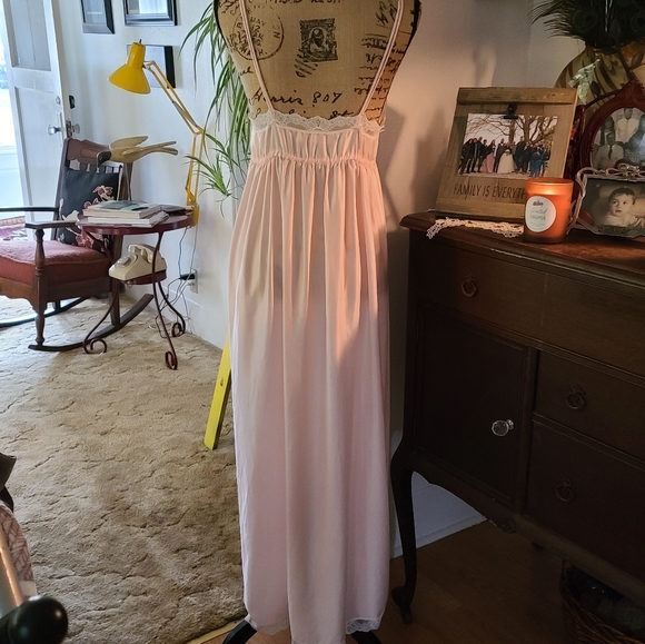 Givenchy Intimate paris lingerie with lace - Picture 2 of 8